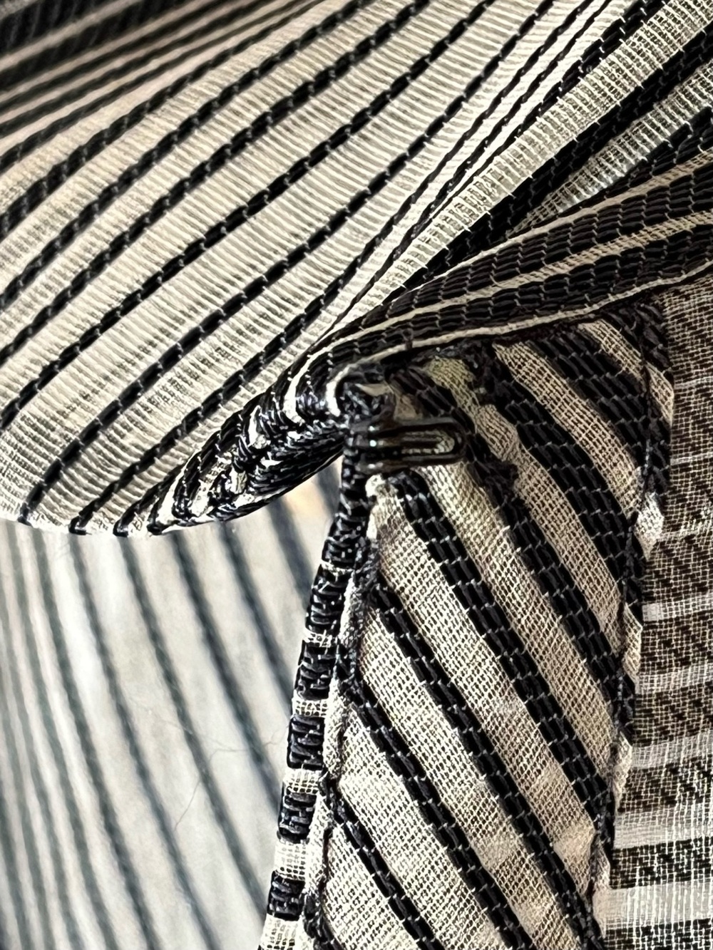 Lafayette 148 New York Sheer Black & Tan Striped Lightweight Silk Shirt-Jacket - Picture 3 of 12